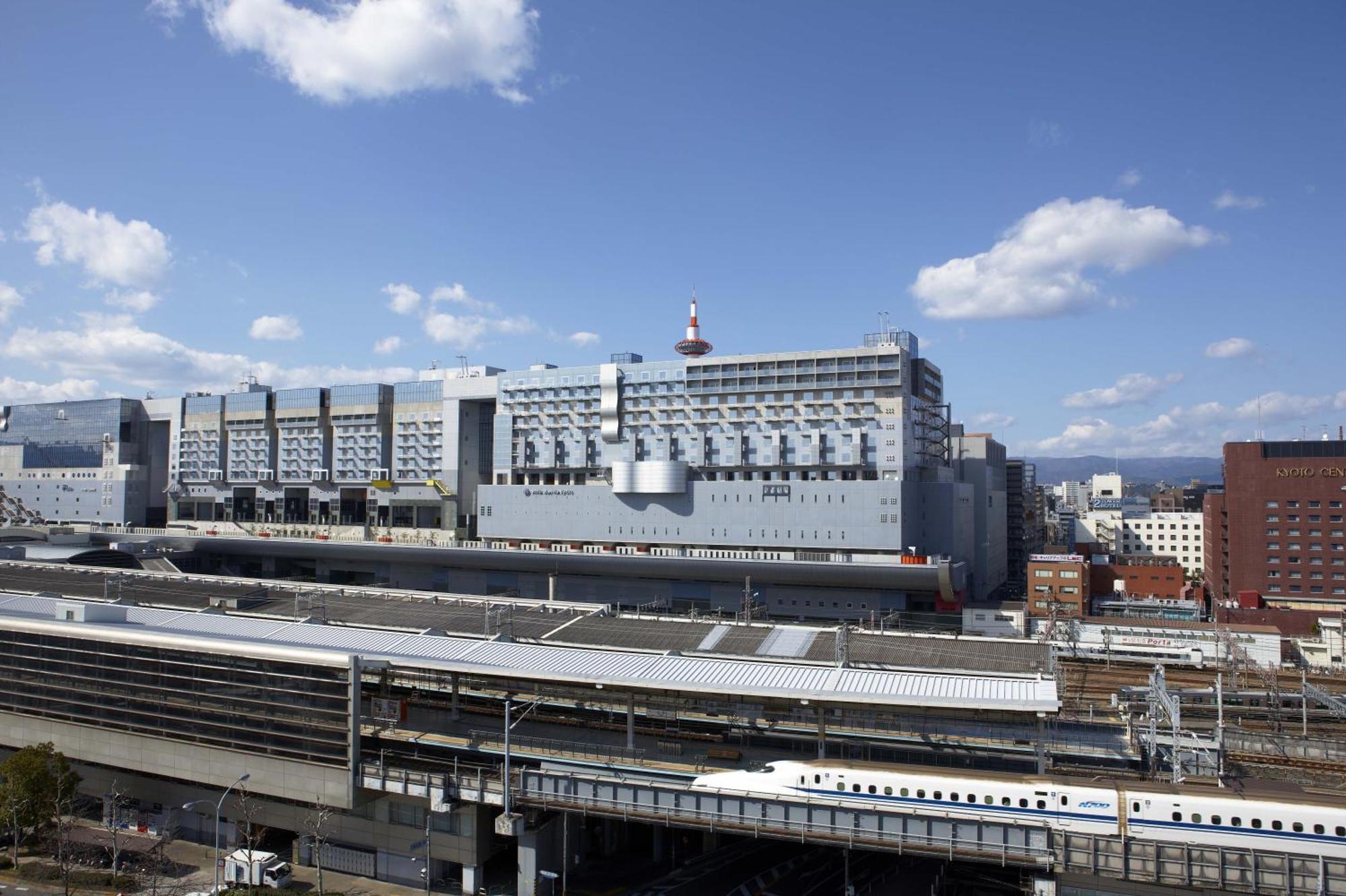 Hotel Granvia Киото Екстериор снимка The station building