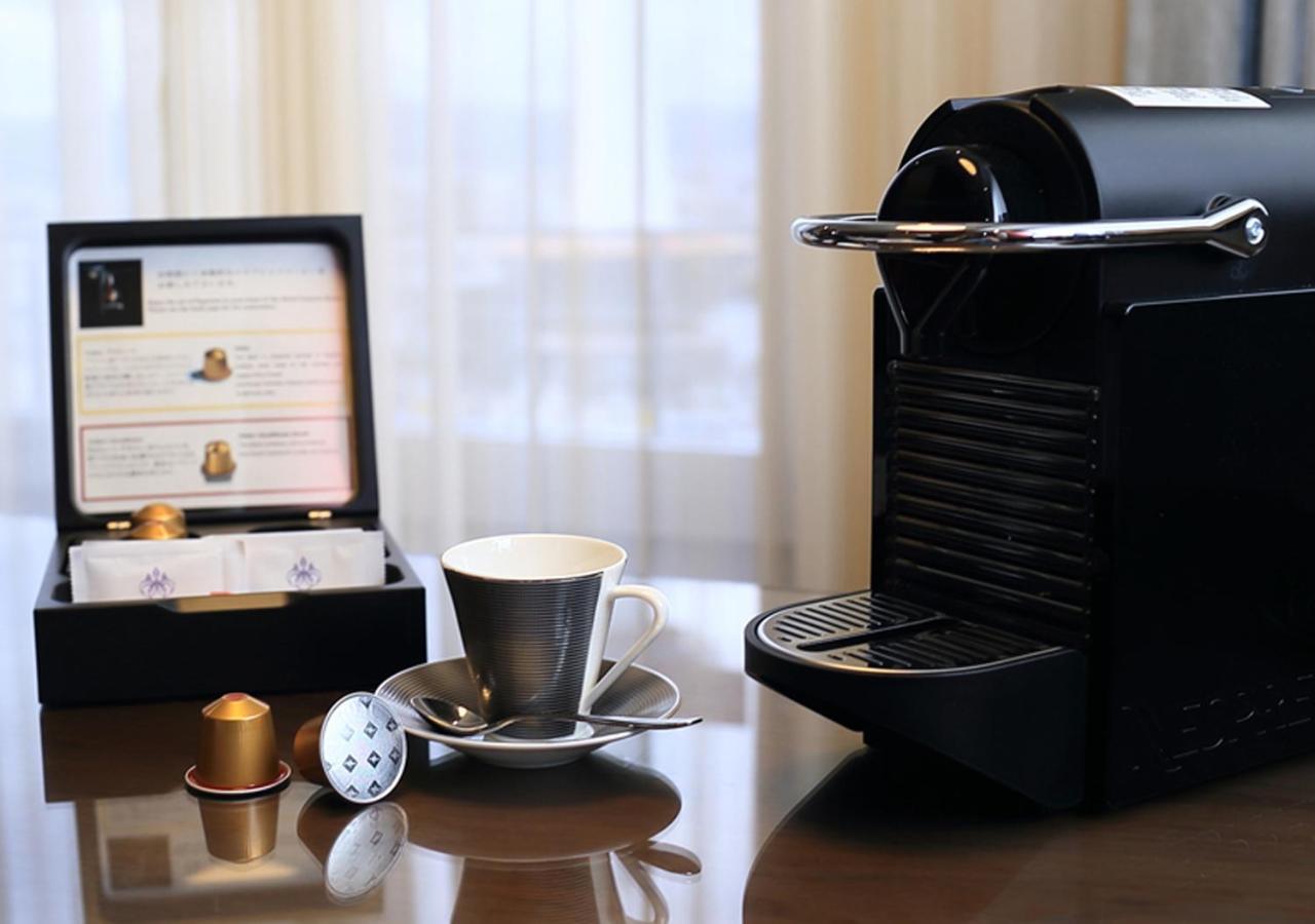 Hotel Granvia Киото Екстериор снимка A Nespresso coffee machine